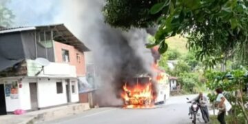 Bus atacado por el ELN