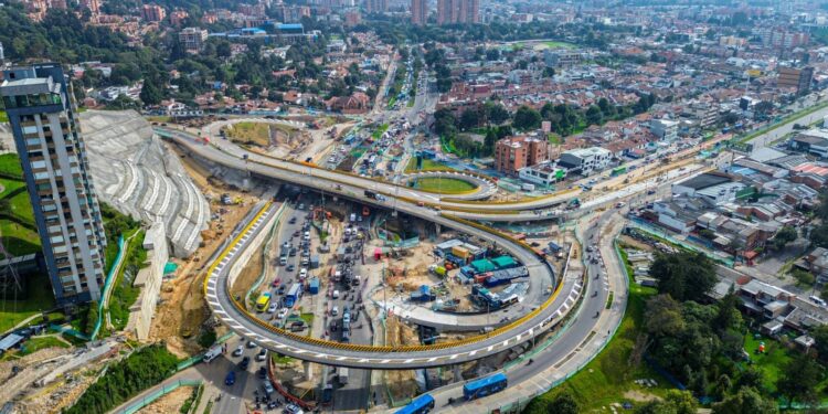 ¡A descongestionar la ciudad! Bogotá inaugura tres puentes en la calle 127