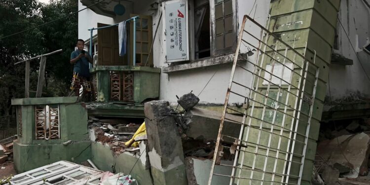 Birmania fue sacudida por un potente terremoto, que deja varias víctimas