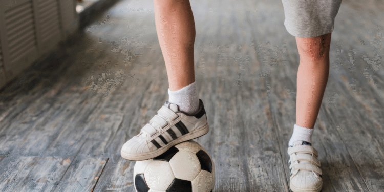Atacaron y quemaron bus de escuela de fútbol en Jamundí: el conductor resultó herido