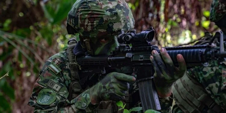 Operativos contra el ELN en Arauca dejó seis guerrilleros detenidos y tres soldados heridos
