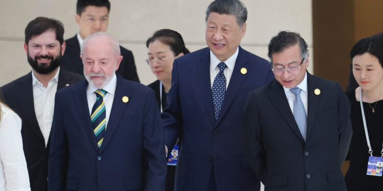 China levanta requisito de visa para cinco países latinoamericanos: Colombia no fue incluida