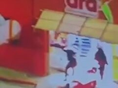 Saquearon supermercado Ara en Usme, en medio del llamado paro nacional: dos menores fueron aprehendidos