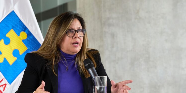 Fiscal Camargo rechaza orden de captura en su contra: “me cobija la tranquilidad de mi inocencia”
