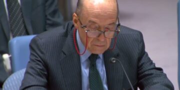 Álvaro Leyva envía otra carta a Petro: le pide “que se vaya” y revela bochornoso momento vivido en Italia