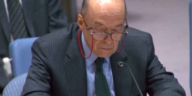 Álvaro Leyva envía otra carta a Petro: le pide “que se vaya” y revela bochornoso momento vivido en Italia