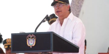Colombia prohíbe en su totalidad las exportaciones de carbón a Israel