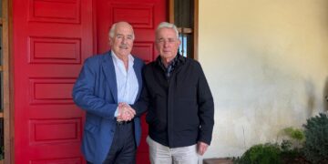 Andrés Pastrana visitó al expresidente Uribe