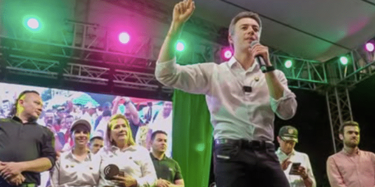 “Sin partidos”: Daniel Quintero recogerá firmas para lanzarse a la Presidencia