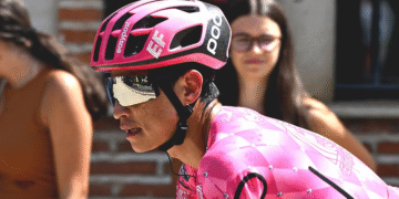 Esteban Chaves anuncia su retiro del ciclismo profesional tras 16 años de carrera
