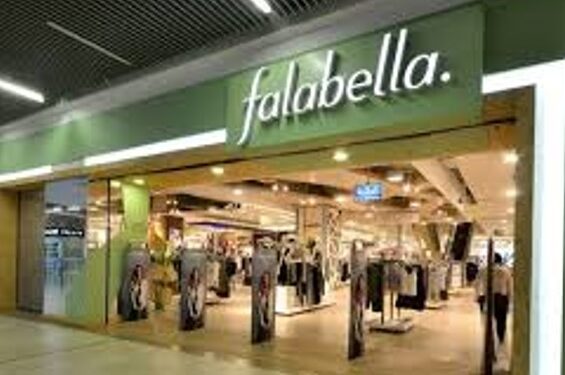 ¿Quiénes están detrás de la instalación de petardos en tres concurridas tiendas de Falabella en Bogotá?