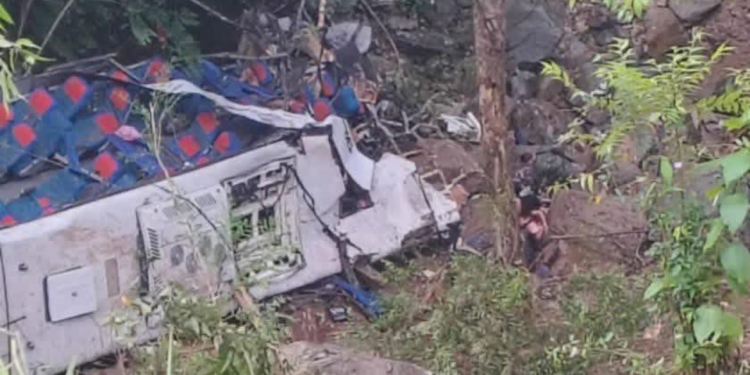 Revelan la que sería la causa del accidente de bus en Remedios que dejó 17 estudiantes fallecidos