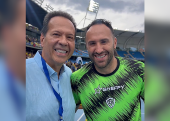 Tú tranquilo: David Ospina expresa su apoyo al Cantante del Gol y su aspiración al Senado