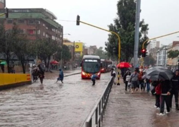 Fuerte granizada generó caos en algunos sectores de Bogotá
