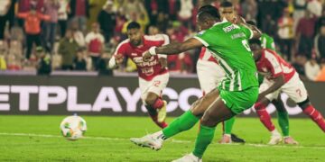 Nacional remontó a Santa Fe