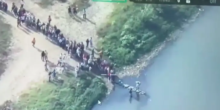 MinDefensa alerta sobre ingreso ilegal de 2.400 personas por trochas desde Venezuela hacia Colombia